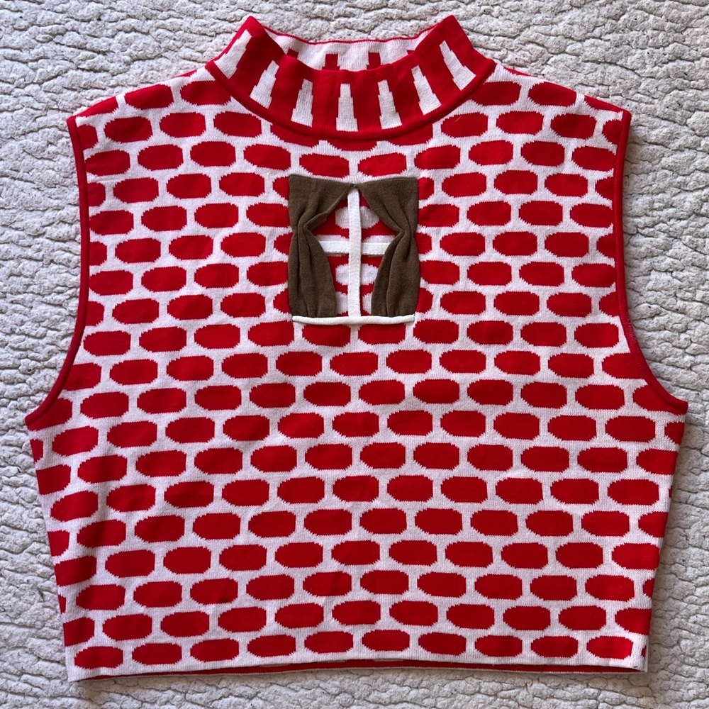 Fashion Brand Company house crop top